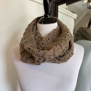🔴 Brown Infinity Scarf